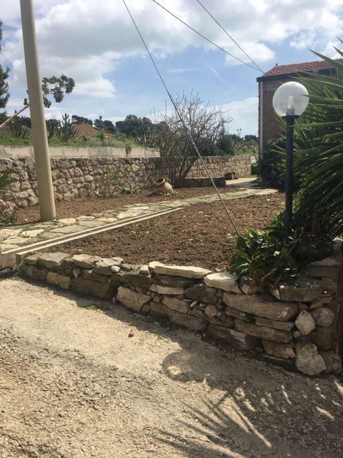 L'Antica Stazione Hotel Realmonte Luaran gambar